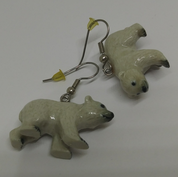 Porcelain Polar Bear drop Earrings Very Detailed - Picture 1 of 8